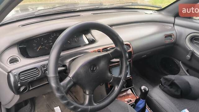 Зелений Мазда 626, об'ємом двигуна 1.8 л та пробігом 455 тис. км за 1752 $, фото 2 на Automoto.ua