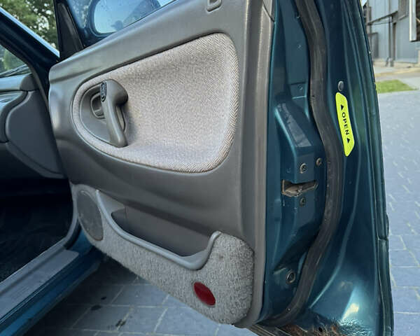 Зелений Мазда 626, об'ємом двигуна 1.99 л та пробігом 600 тис. км за 1500 $, фото 15 на Automoto.ua