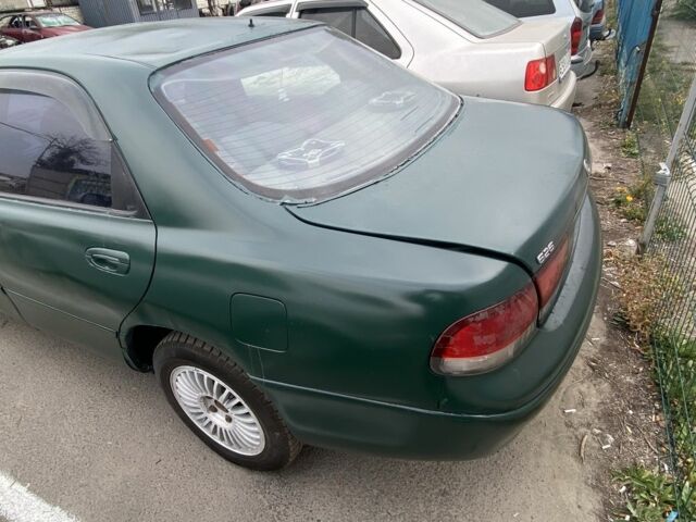 Зелений Мазда 626, об'ємом двигуна 2 л та пробігом 250 тис. км за 800 $, фото 2 на Automoto.ua