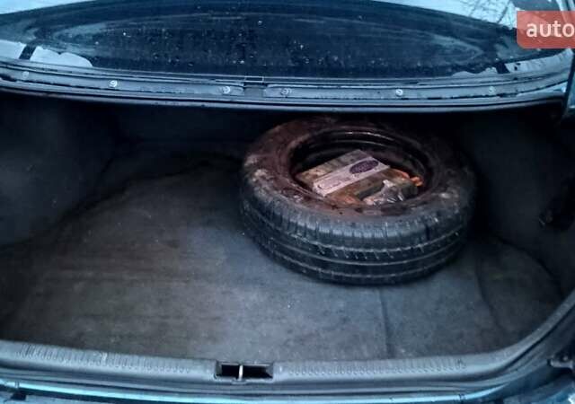 Зеленый Мазда 626, объемом двигателя 2 л и пробегом 368 тыс. км за 2100 $, фото 11 на Automoto.ua