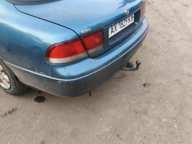 Зеленый Мазда 626, объемом двигателя 1.8 л и пробегом 330 тыс. км за 1000 $, фото 3 на Automoto.ua