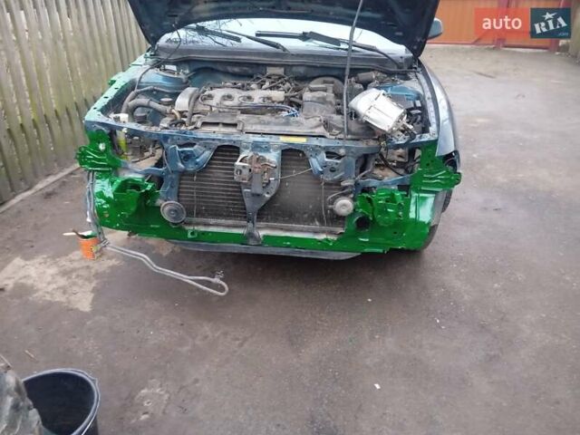 Зеленый Мазда 626, объемом двигателя 2 л и пробегом 200 тыс. км за 1500 $, фото 13 на Automoto.ua