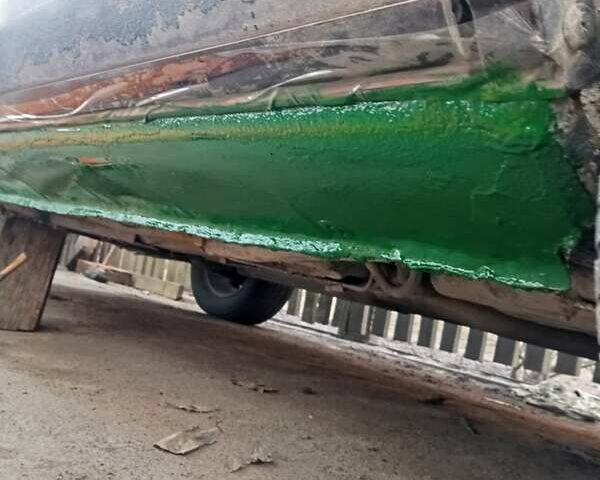 Зеленый Мазда 626, объемом двигателя 2 л и пробегом 200 тыс. км за 1500 $, фото 9 на Automoto.ua