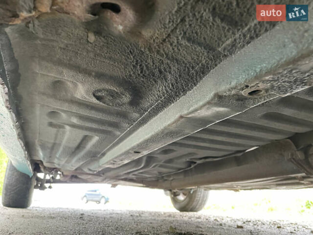 Зеленый Мазда 626, объемом двигателя 2 л и пробегом 401 тыс. км за 1750 $, фото 22 на Automoto.ua