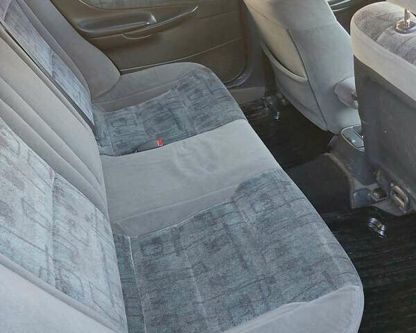 Зеленый Мазда 626, объемом двигателя 2 л и пробегом 378 тыс. км за 2600 $, фото 11 на Automoto.ua