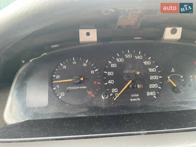 Зелений Мазда 626, об'ємом двигуна 2 л та пробігом 307 тис. км за 1500 $, фото 9 на Automoto.ua