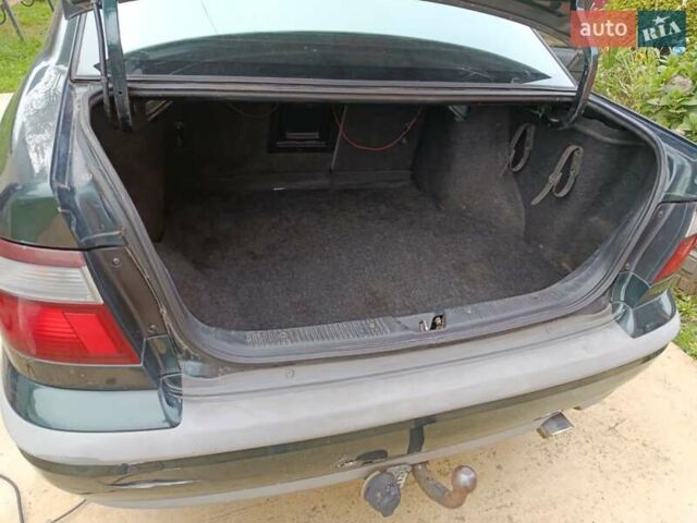 Зеленый Мазда 626, объемом двигателя 2 л и пробегом 270 тыс. км за 1800 $, фото 18 на Automoto.ua