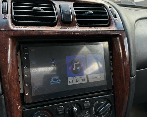 Зеленый Мазда 626, объемом двигателя 2 л и пробегом 356 тыс. км за 2100 $, фото 4 на Automoto.ua