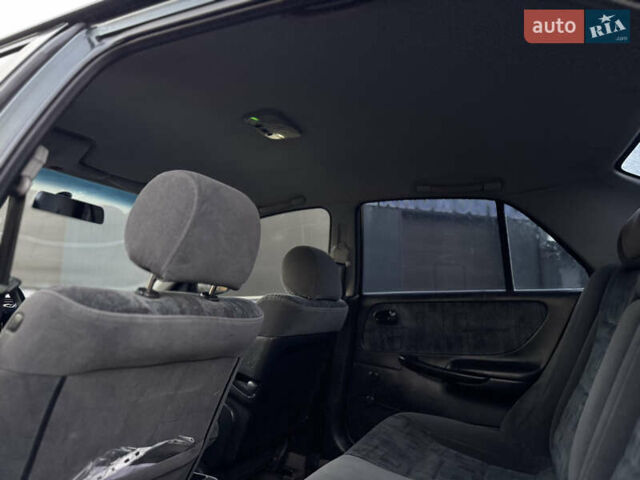 Зеленый Мазда 626, объемом двигателя 2 л и пробегом 309 тыс. км за 2100 $, фото 11 на Automoto.ua