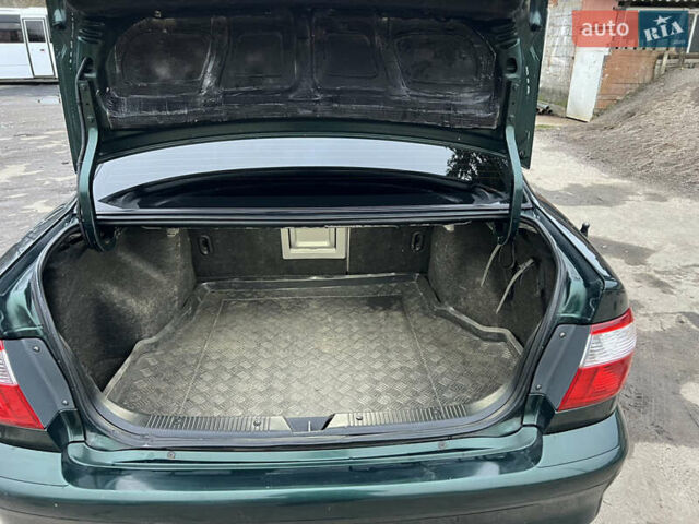 Зеленый Мазда 626, объемом двигателя 2 л и пробегом 286 тыс. км за 3500 $, фото 5 на Automoto.ua