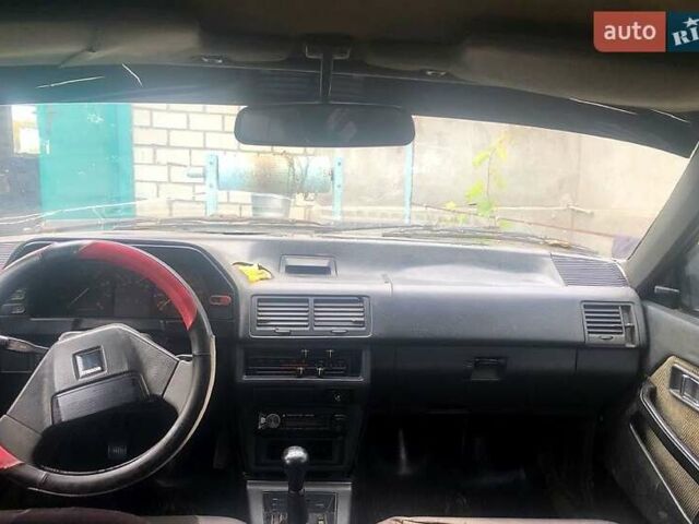 Зелений Мазда 626, об'ємом двигуна 2 л та пробігом 367 тис. км за 650 $, фото 2 на Automoto.ua