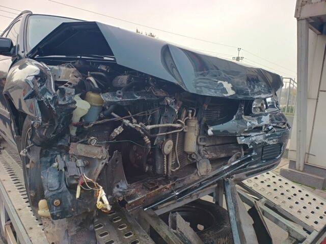 Зелений Мазда 626, об'ємом двигуна 2 л та пробігом 371 тис. км за 1500 $, фото 3 на Automoto.ua