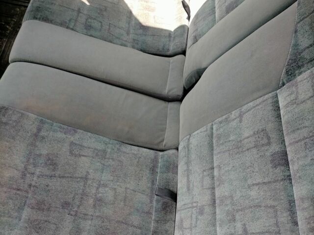 Зелений Мазда 626, об'ємом двигуна 2 л та пробігом 371 тис. км за 1500 $, фото 7 на Automoto.ua