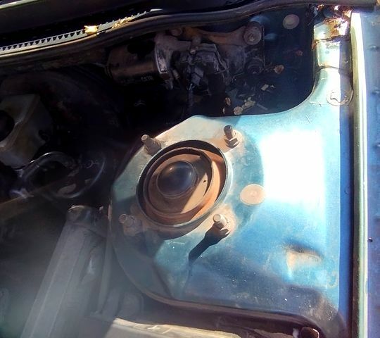 Зелений Мазда 626, об'ємом двигуна 2 л та пробігом 600 тис. км за 1600 $, фото 6 на Automoto.ua