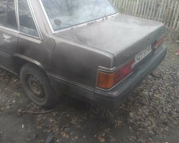 Серый Мазда 929, объемом двигателя 2 л и пробегом 10 тыс. км за 638 $, фото 1 на Automoto.ua