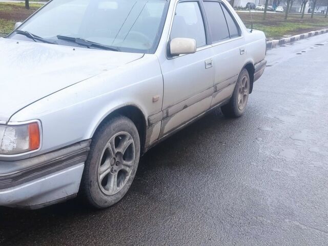 Серый Мазда 929, объемом двигателя 2.2 л и пробегом 340 тыс. км за 950 $, фото 3 на Automoto.ua