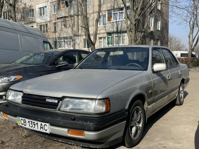 Серый Мазда 929, объемом двигателя 2.2 л и пробегом 283 тыс. км за 834 $, фото 5 на Automoto.ua