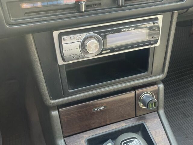 Серый Мазда 929, объемом двигателя 2.2 л и пробегом 283 тыс. км за 834 $, фото 10 на Automoto.ua