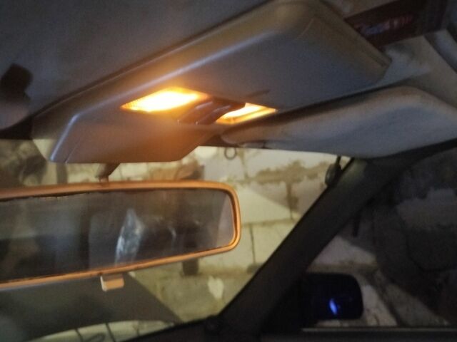 Серый Мазда 929, объемом двигателя 2 л и пробегом 10 тыс. км за 1300 $, фото 5 на Automoto.ua