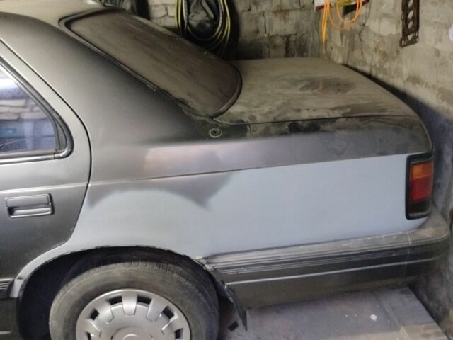 Сірий Мазда 929, об'ємом двигуна 2.2 л та пробігом 1 тис. км за 1038 $, фото 3 на Automoto.ua