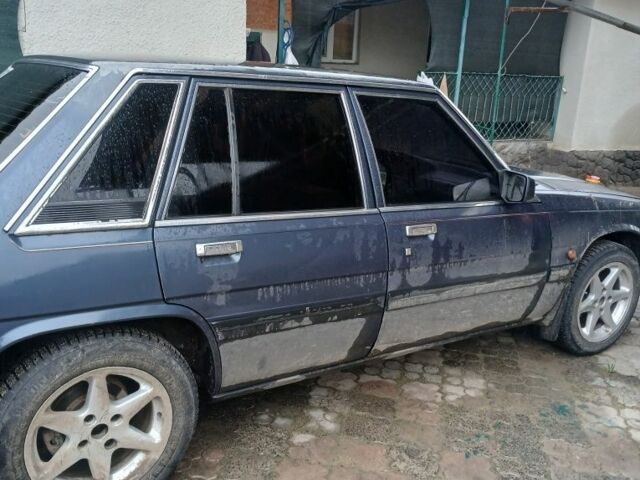 Синий Мазда 929, объемом двигателя 2 л и пробегом 230 тыс. км за 1100 $, фото 1 на Automoto.ua