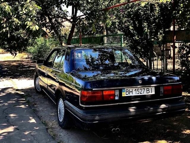 Синий Мазда 929, объемом двигателя 2.2 л и пробегом 379 тыс. км за 1500 $, фото 2 на Automoto.ua