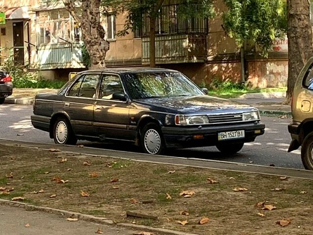 Синий Мазда 929, объемом двигателя 2.2 л и пробегом 0 тыс. км за 500 $, фото 1 на Automoto.ua