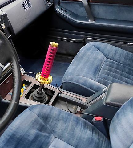 Синий Мазда 929, объемом двигателя 2.2 л и пробегом 276 тыс. км за 2500 $, фото 2 на Automoto.ua