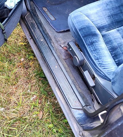 Синий Мазда 929, объемом двигателя 2.2 л и пробегом 276 тыс. км за 2500 $, фото 3 на Automoto.ua