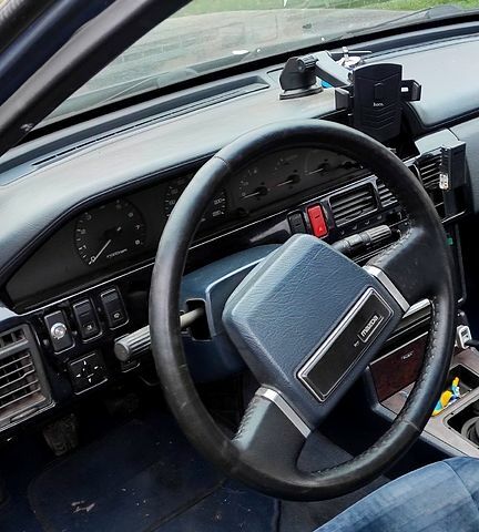 Синий Мазда 929, объемом двигателя 2.2 л и пробегом 276 тыс. км за 2500 $, фото 1 на Automoto.ua