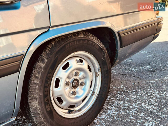 Зелений Мазда 929, об'ємом двигуна 2 л та пробігом 196 тис. км за 5800 $, фото 11 на Automoto.ua