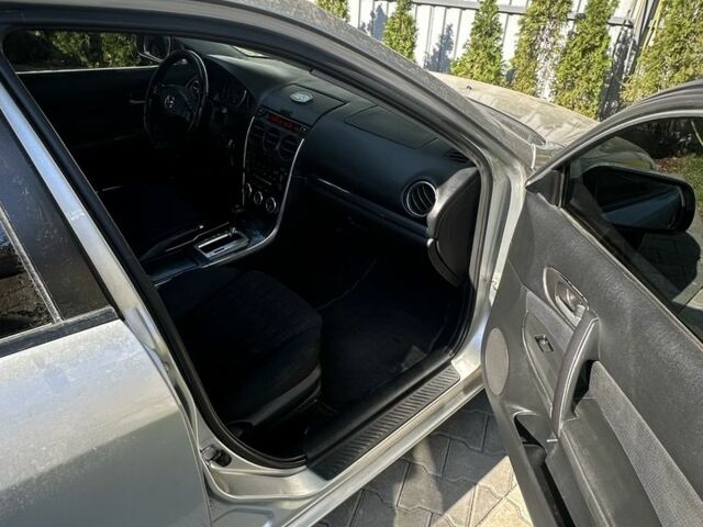 Серый Мазда Атенза, объемом двигателя 2 л и пробегом 235 тыс. км за 2500 $, фото 4 на Automoto.ua