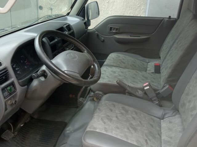 Белый Мазда Б серия, объемом двигателя 2 л и пробегом 164 тыс. км за 5500 $, фото 4 на Automoto.ua