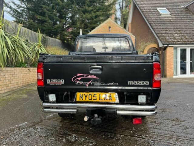 Чорний Мазда B-series, об'ємом двигуна 0 л та пробігом 90 тис. км за 5800 $, фото 3 на Automoto.ua