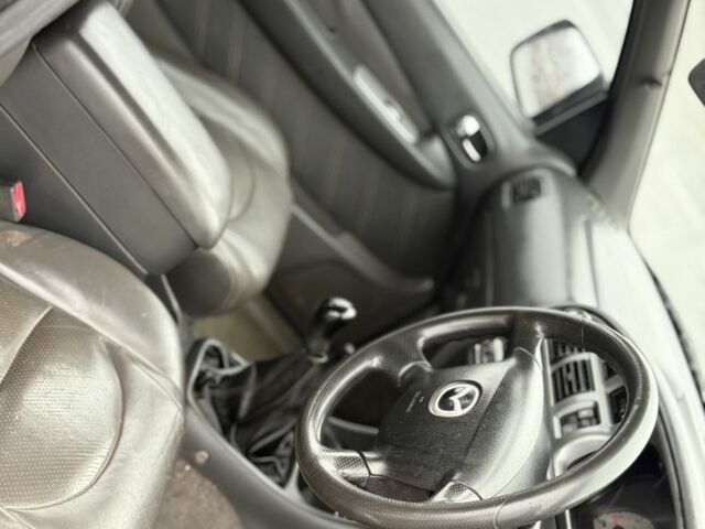 Черный Мазда Б серия, объемом двигателя 2.5 л и пробегом 200 тыс. км за 4200 $, фото 8 на Automoto.ua