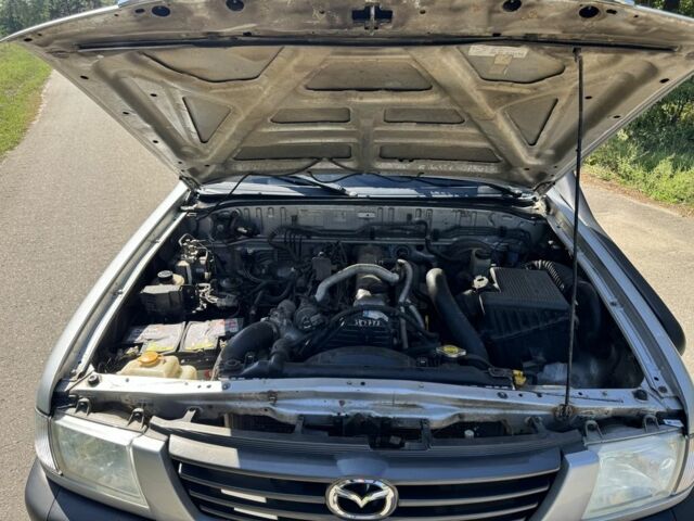 Синий Мазда Б серия, объемом двигателя 2.5 л и пробегом 387 тыс. км за 4750 $, фото 16 на Automoto.ua