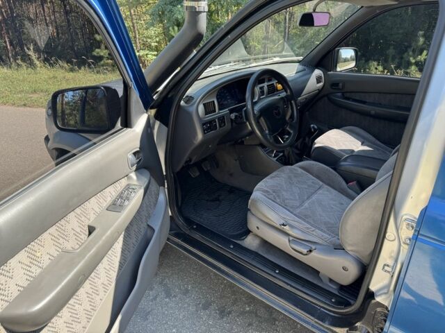 Синий Мазда Б серия, объемом двигателя 2.5 л и пробегом 387 тыс. км за 4750 $, фото 8 на Automoto.ua