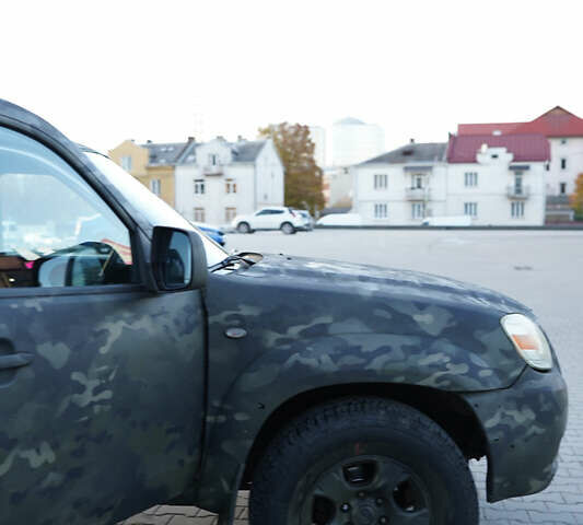 Мазда BT-50, об'ємом двигуна 2.5 л та пробігом 337 тис. км за 9999 $, фото 10 на Automoto.ua