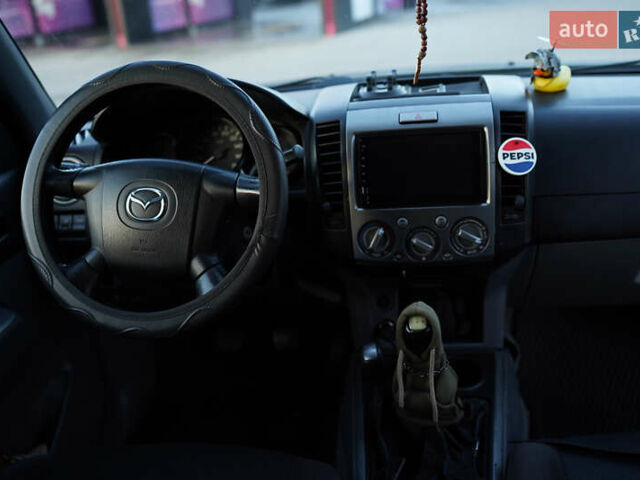 Мазда BT-50, об'ємом двигуна 2.5 л та пробігом 337 тис. км за 9999 $, фото 7 на Automoto.ua