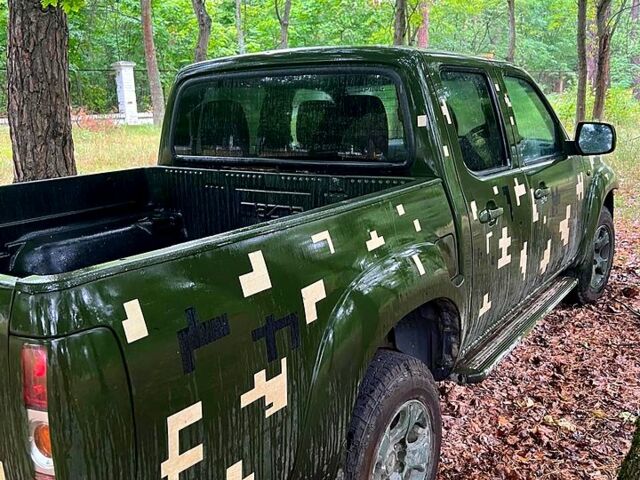 Мазда БТ-50, объемом двигателя 2.5 л и пробегом 230 тыс. км за 3700 $, фото 3 на Automoto.ua