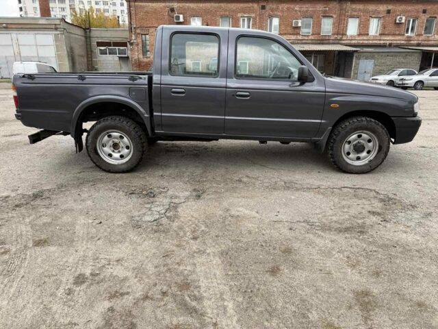 Серый Мазда БТ-50, объемом двигателя 2.5 л и пробегом 233 тыс. км за 3800 $, фото 4 на Automoto.ua