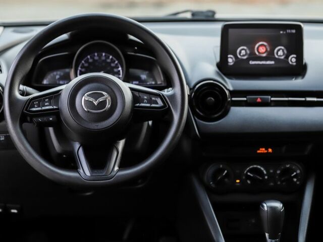 Белый Мазда СХ-3, объемом двигателя 2 л и пробегом 71 тыс. км за 15800 $, фото 6 на Automoto.ua