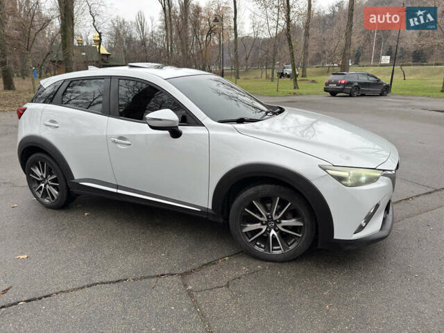 Белый Мазда СХ-3, объемом двигателя 2 л и пробегом 123 тыс. км за 14300 $, фото 7 на Automoto.ua