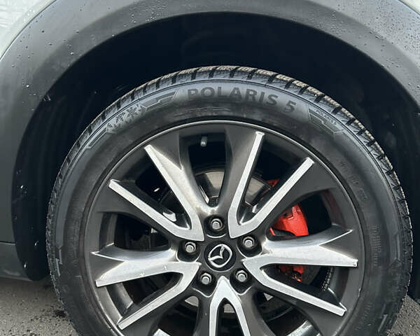 Белый Мазда СХ-3, объемом двигателя 2 л и пробегом 124 тыс. км за 13200 $, фото 8 на Automoto.ua