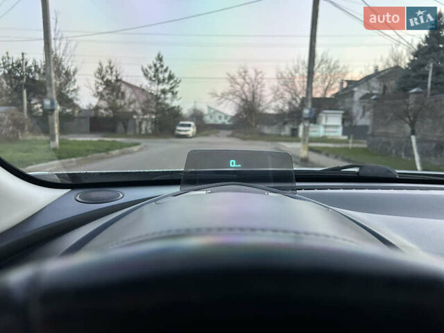 Белый Мазда СХ-3, объемом двигателя 2 л и пробегом 124 тыс. км за 13200 $, фото 14 на Automoto.ua