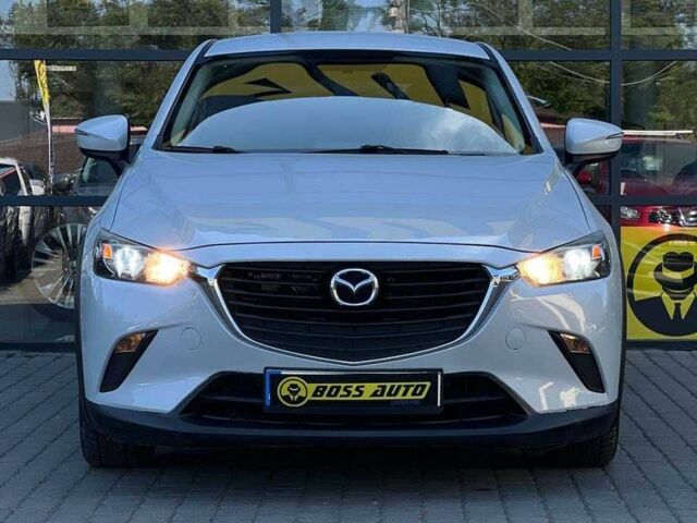 Белый Мазда СХ-3, объемом двигателя 2 л и пробегом 103 тыс. км за 13300 $, фото 1 на Automoto.ua