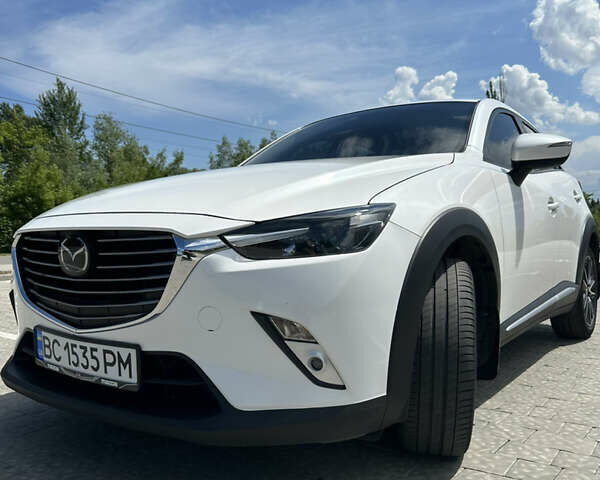 Белый Мазда СХ-3, объемом двигателя 1.5 л и пробегом 265 тыс. км за 14099 $, фото 1 на Automoto.ua