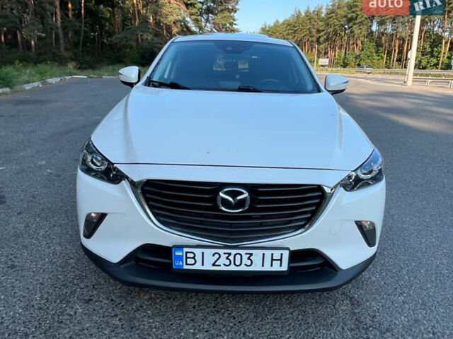 Белый Мазда СХ-3, объемом двигателя 2 л и пробегом 147 тыс. км за 16300 $, фото 1 на Automoto.ua