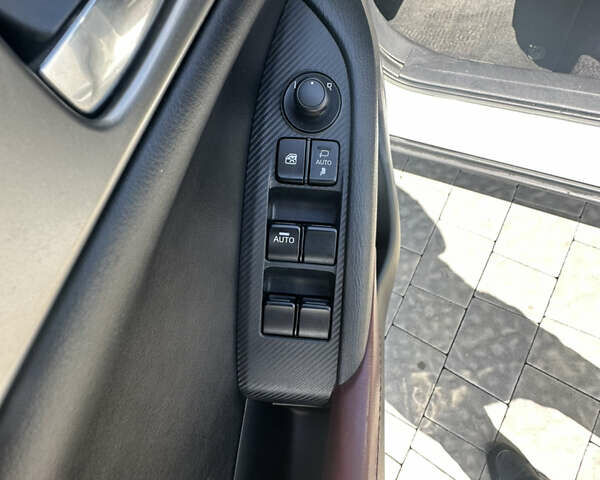 Белый Мазда СХ-3, объемом двигателя 1.5 л и пробегом 265 тыс. км за 14099 $, фото 19 на Automoto.ua