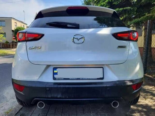 Білий Мазда СХ-3, об'ємом двигуна 2 л та пробігом 129 тис. км за 11950 $, фото 3 на Automoto.ua
